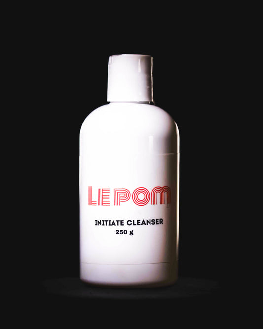 Le Pom  Initiate Cleanser